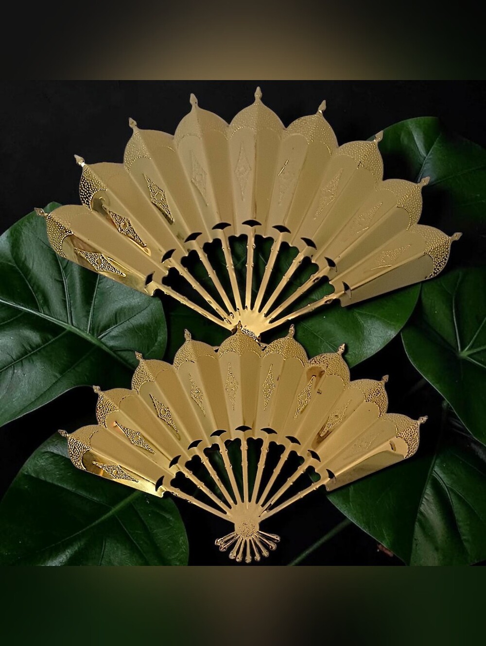 2 Vintage HOMCO Fan Wall Decor Gold Metal Pair Hollywood Regency Victorian